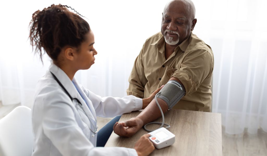 Cardiologista: o que faz, quando procurar e exames necessários