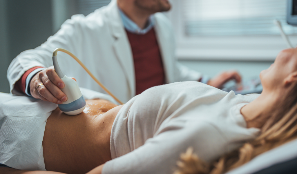 Dor no pé da barriga: saiba mais sobre desconforto que atinge o baixo ventre