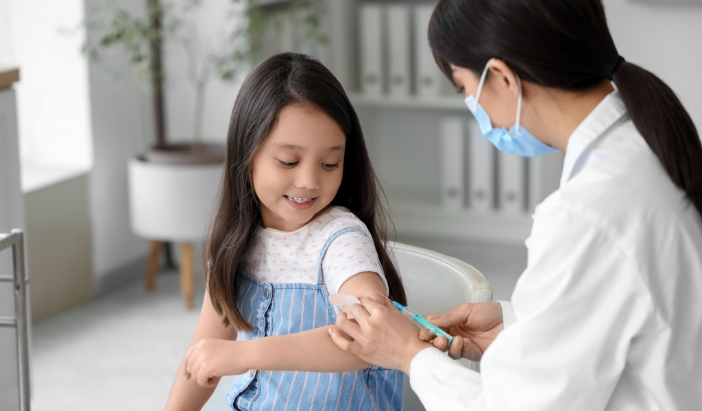 Vacina Hepatite A: crianças e adultos podem se imunizar; confira